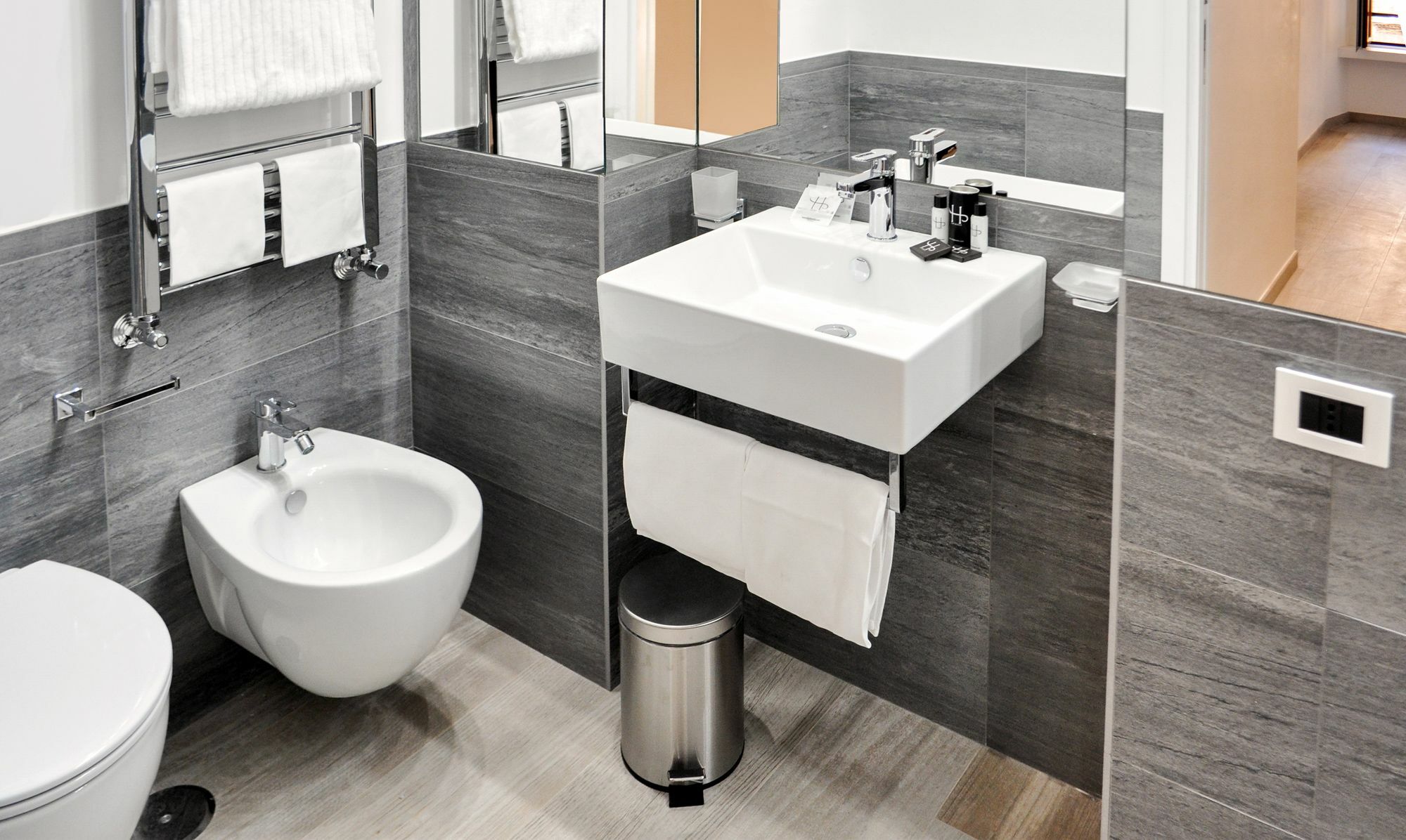 Lhp Suite Roma Termini Eksteriør billede
