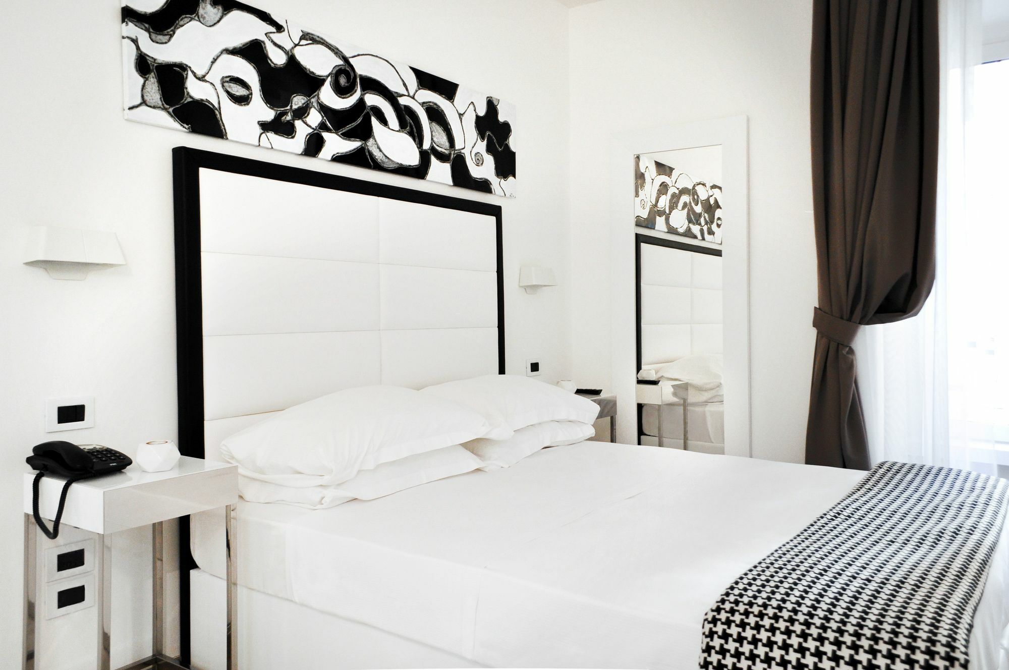 Lhp Suite Roma Termini Eksteriør billede